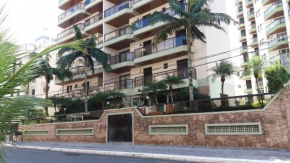 Apartamento Enseada, Guarujá, 3 dorms, 3 banhs, 8 pessoas, 250 metros da praia, 2 sacadas, 2 vagas de garagem